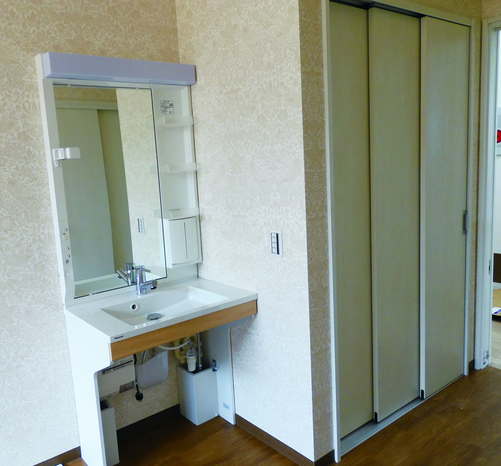 車いす対応洗面台