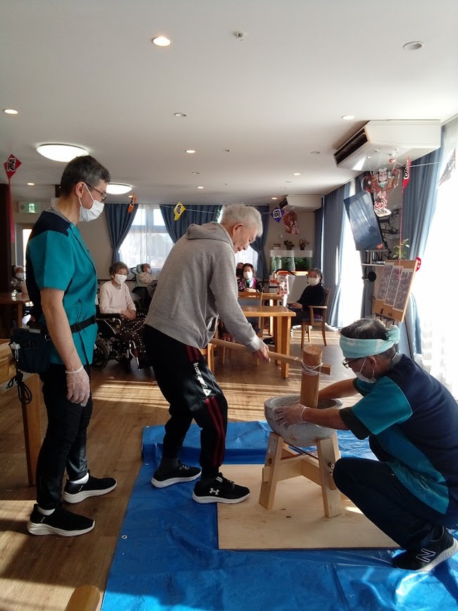 第６３回イベント開催のお知らせ･･･大収穫祭第４弾『餅つき大会』を開催しました