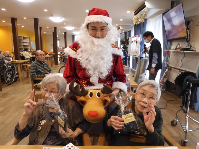 クリスマス会を開催しました