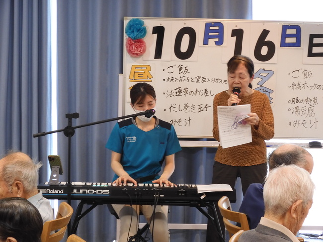 シンセサイザーによる演奏会を開催しました