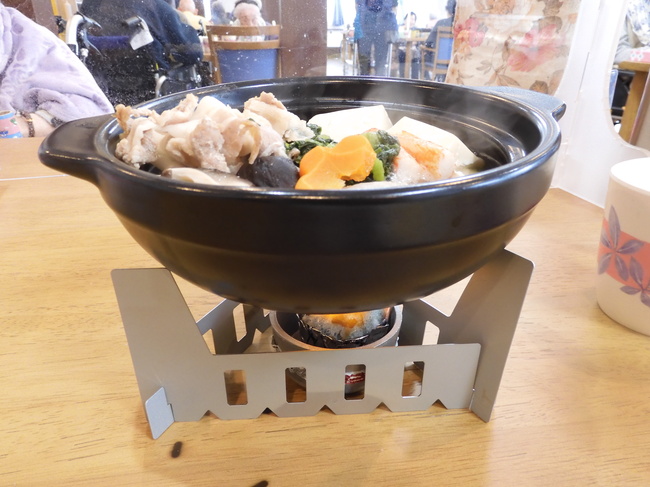 第29回イベント開催のお知らせ･･･大収穫祭<第4弾>大好評"お鍋企画第2弾"固形燃料で温めた熱々のお鍋をノンアルコールビールやジュースと一緒に召し上がって頂きました